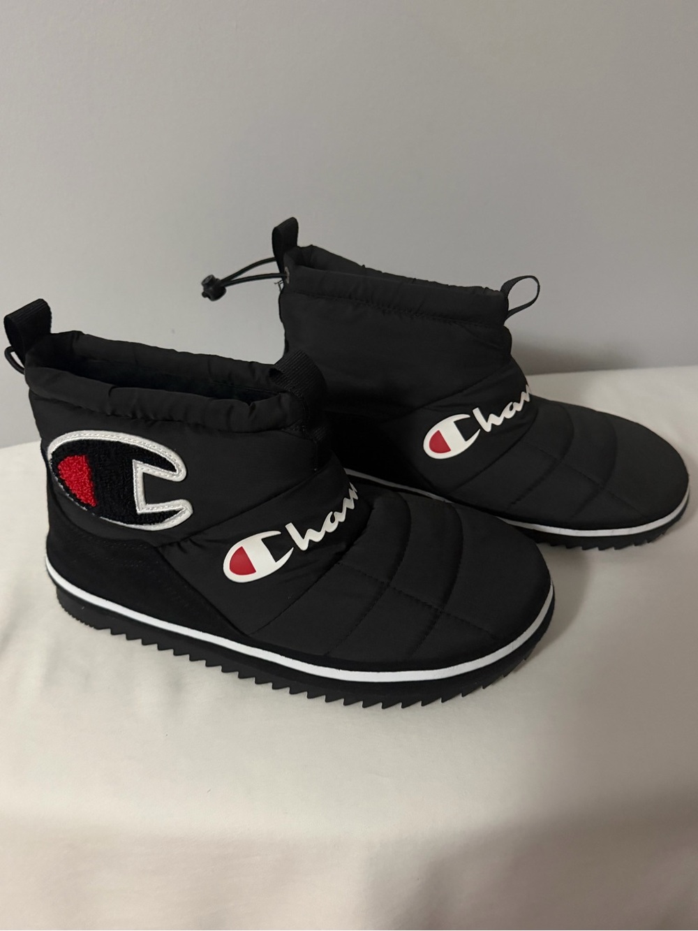 Champion Rally booties men 8 lined spell out embroidery puffer winter slippers